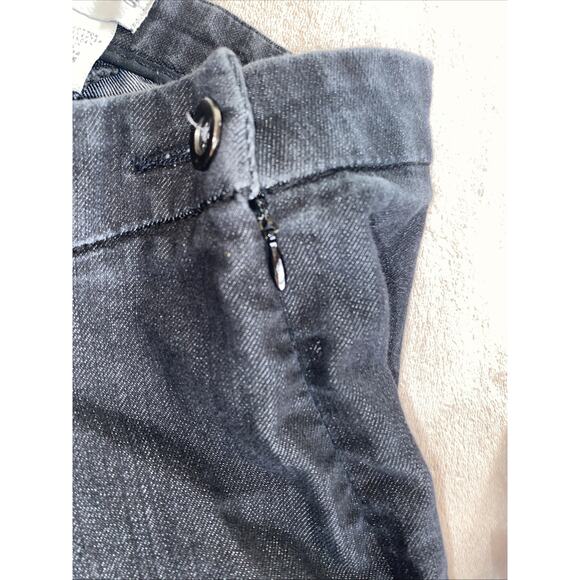 Chicos Womens Jeans Black Denim Pull On Size Zip /Button 2.5 Reg - Picture 5 of 6